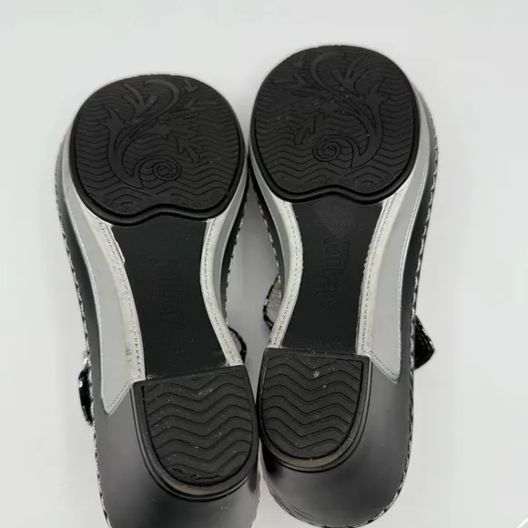 Alegria Lara Shmancy Wedge Sandal Size EU 37 US 7/7.5
