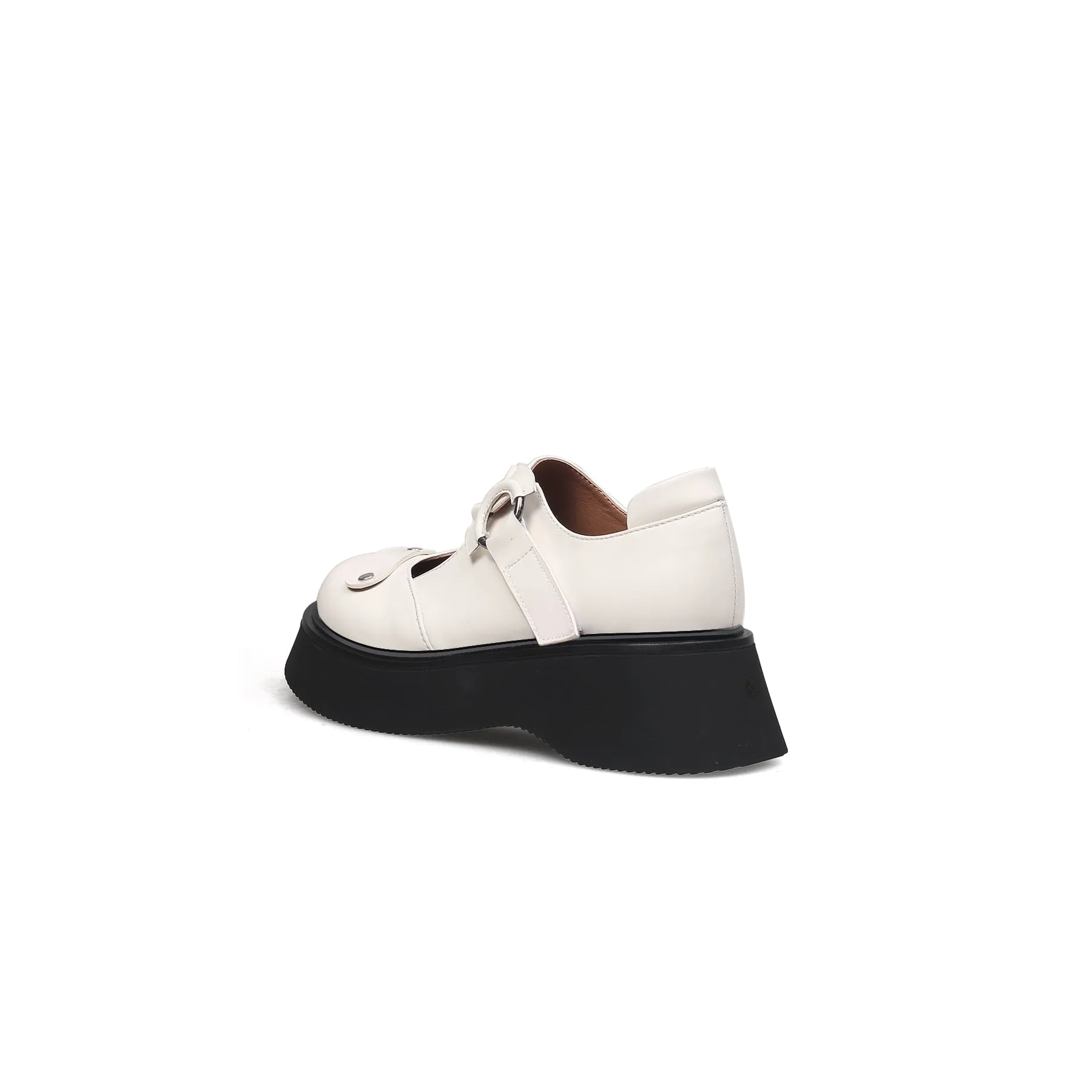 Cut-Out Patent Leather Mary Jane Ivory