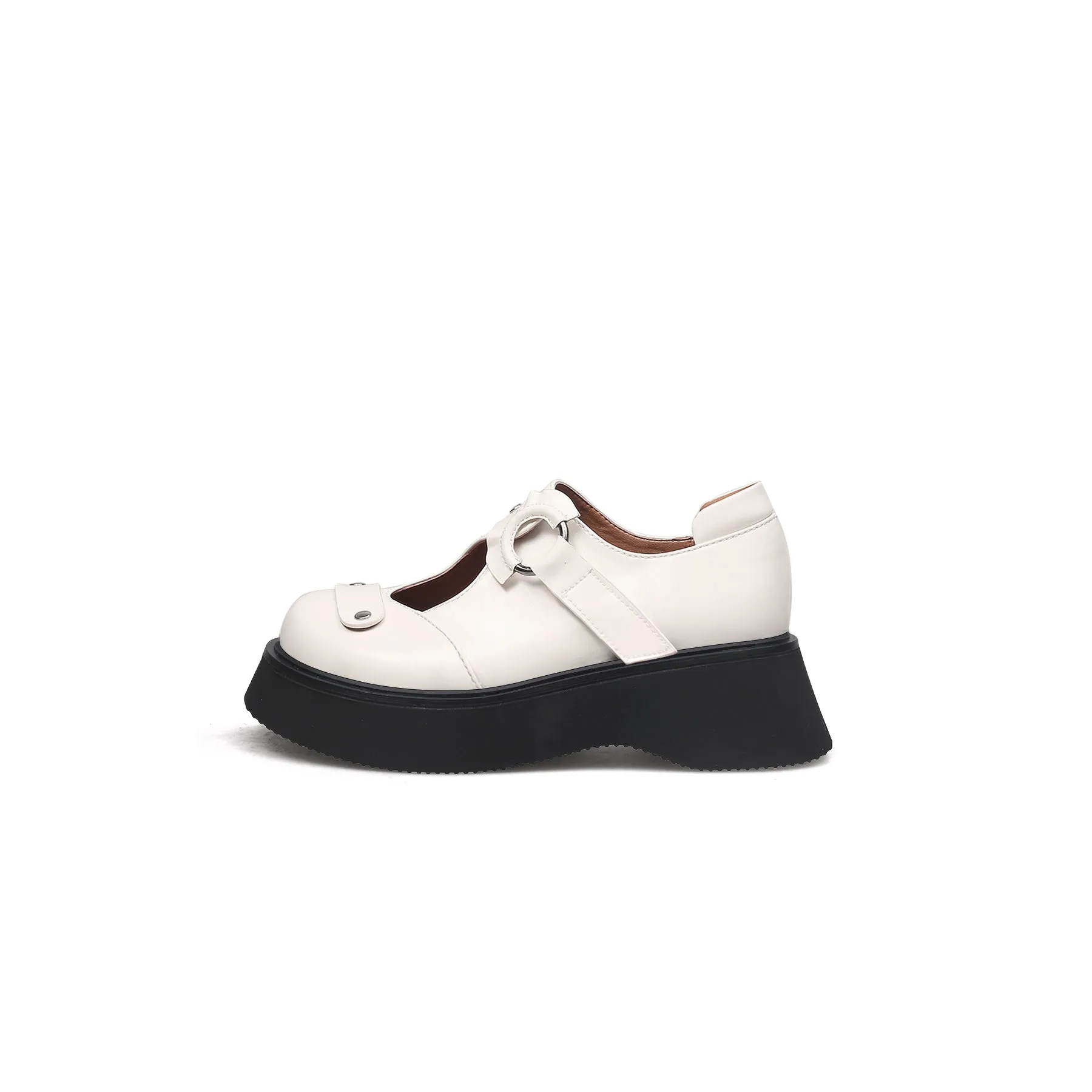 Cut-Out Patent Leather Mary Jane Ivory