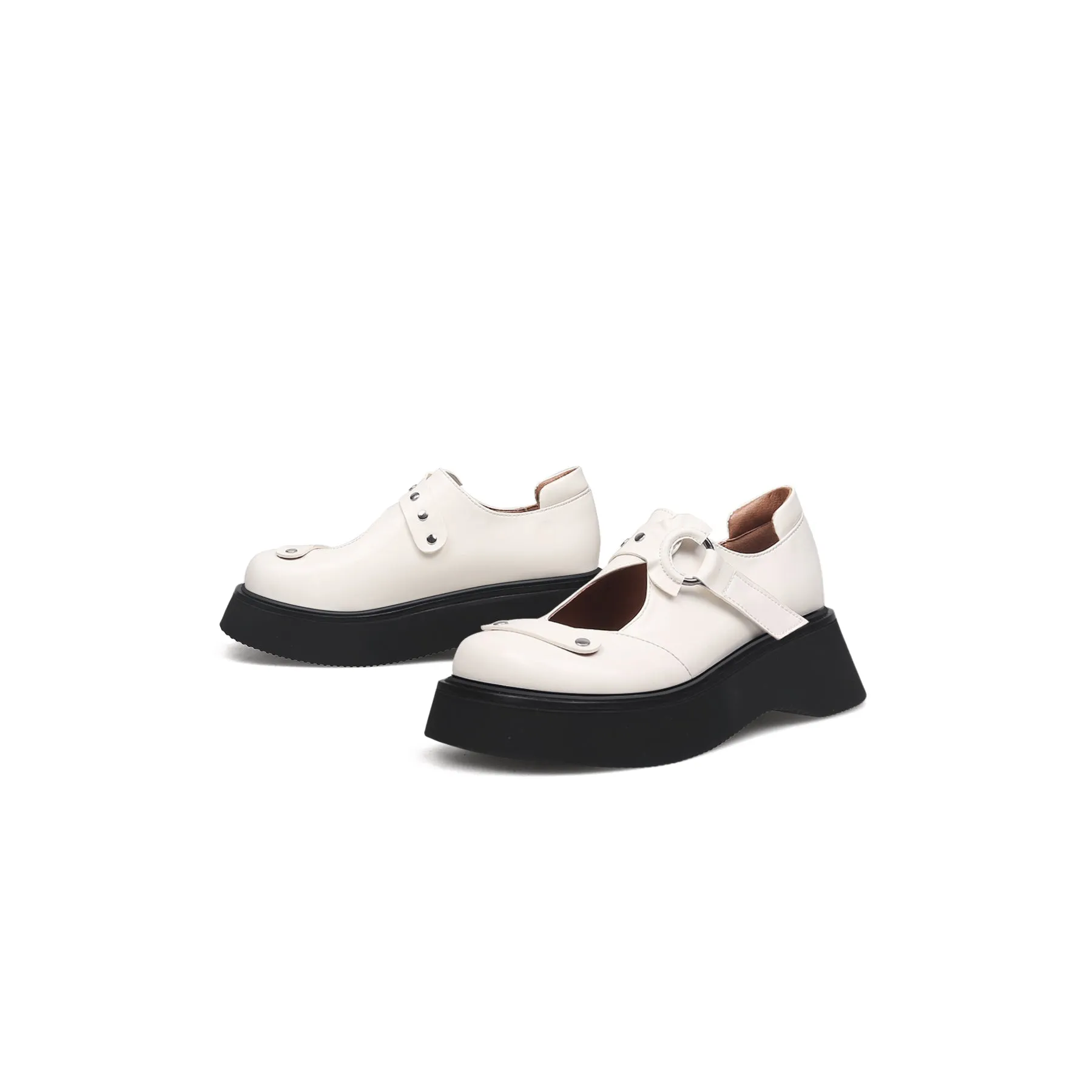 Cut-Out Patent Leather Mary Jane Ivory