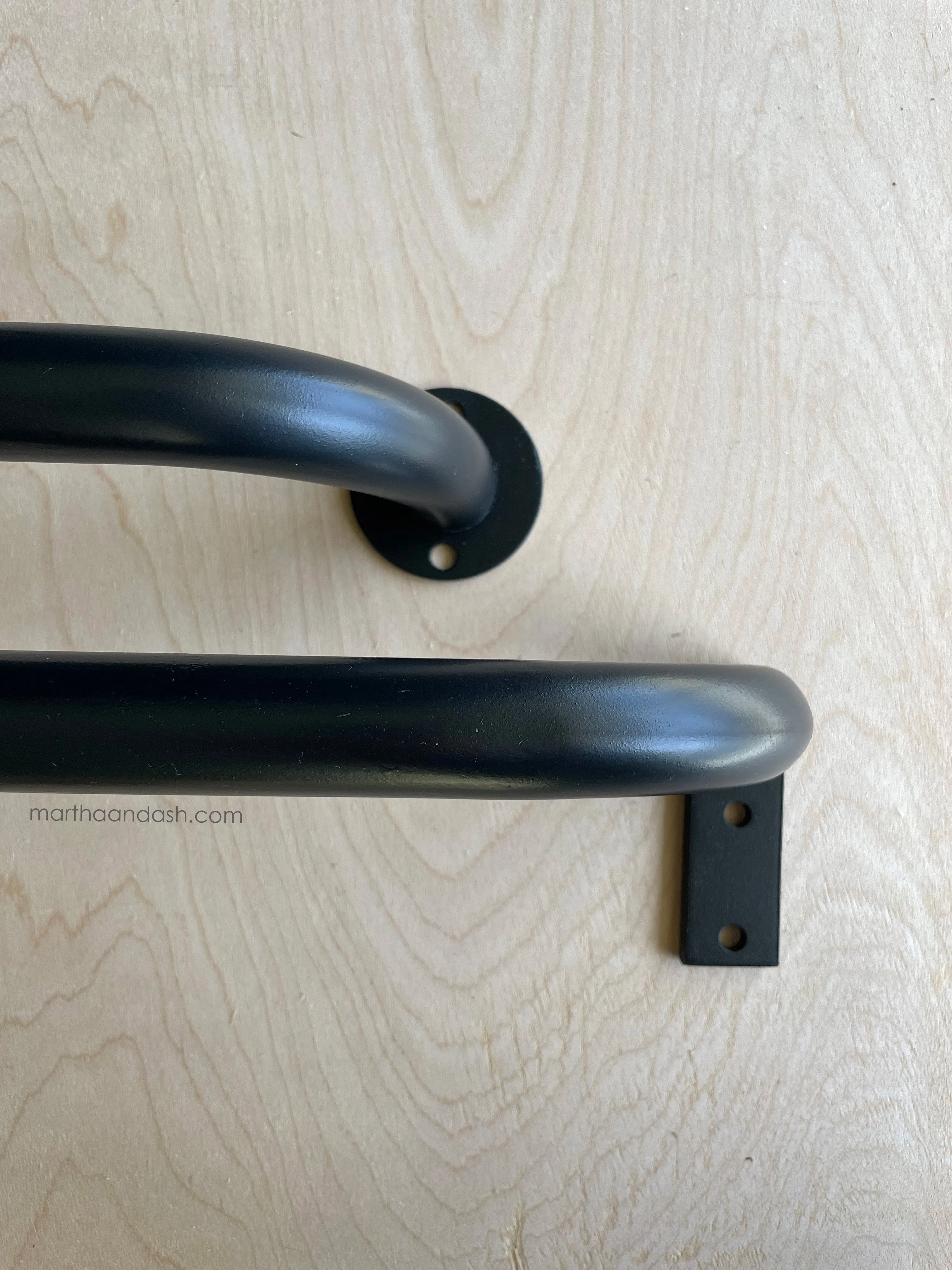 French Curved Iron Rod - Black (Build Your Own)
