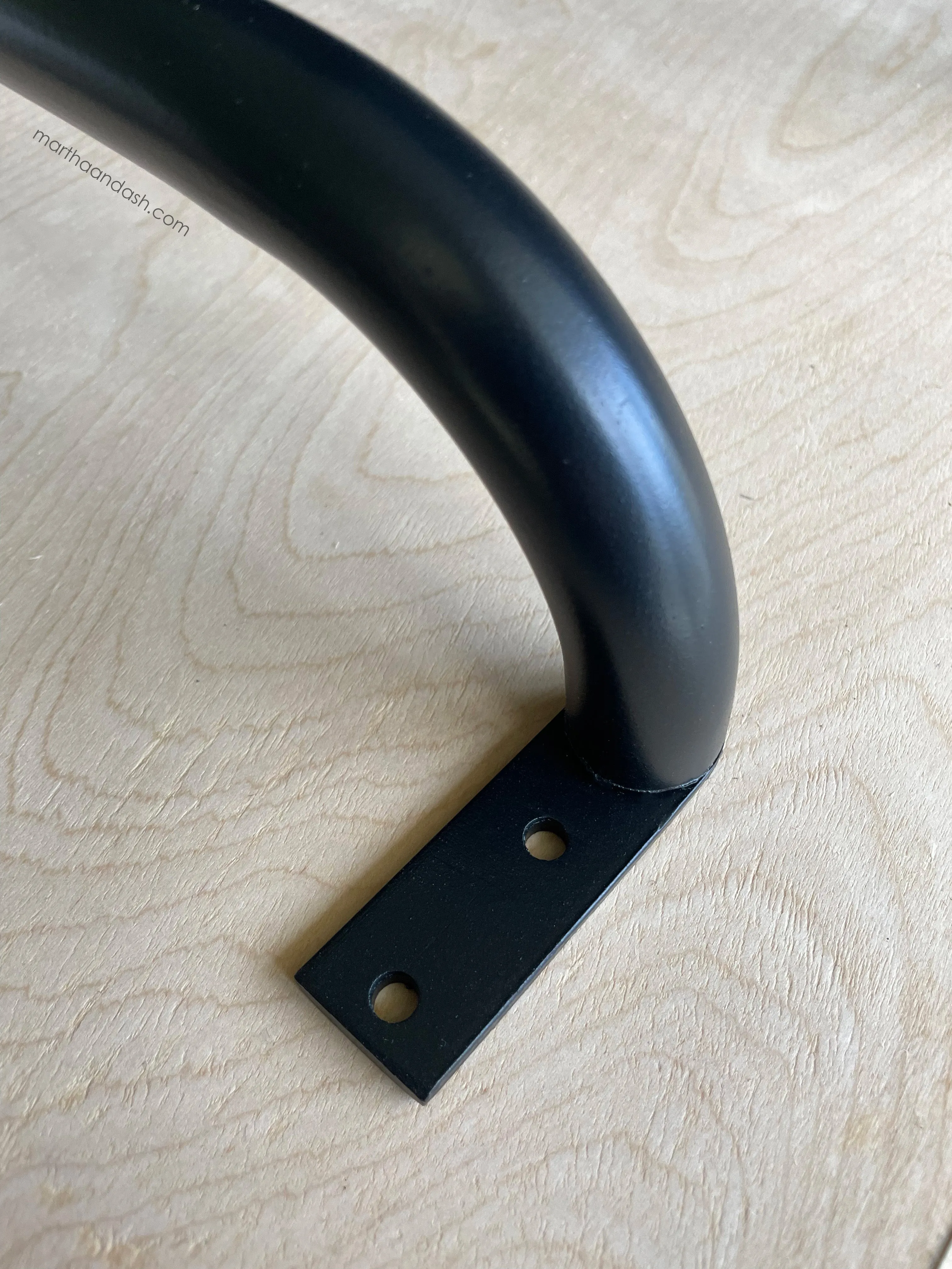 French Curved Iron Rod - Black (Build Your Own)