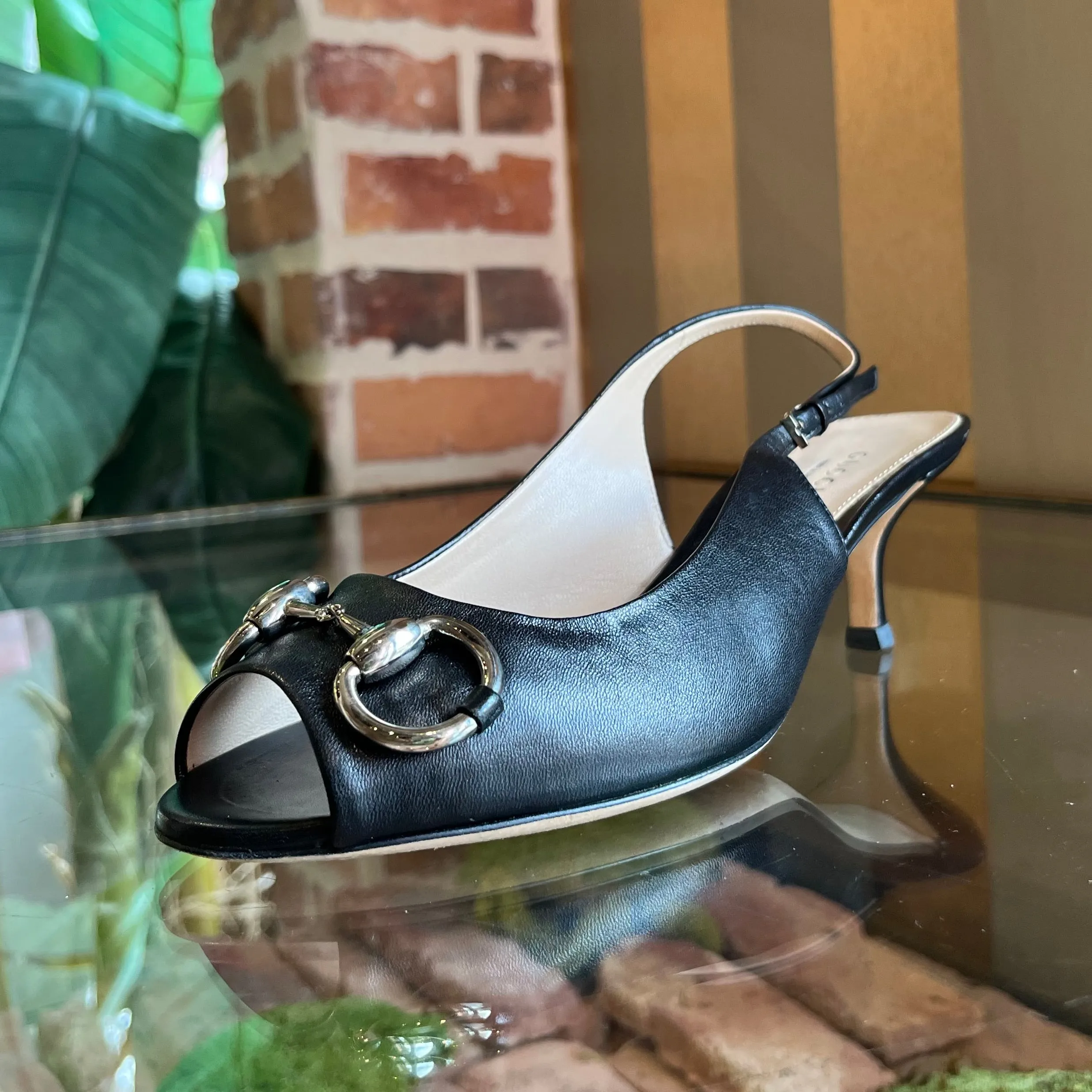GUCCI Black Leather Horsebit Slingback Kitten Heels SZ37(7US)