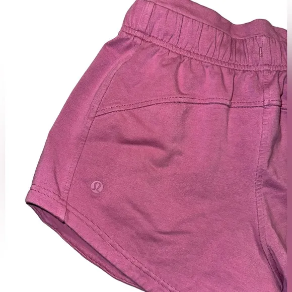 Lululemon Inner Glow High-Rise Short 3&quot; Velvet Dust Size 0