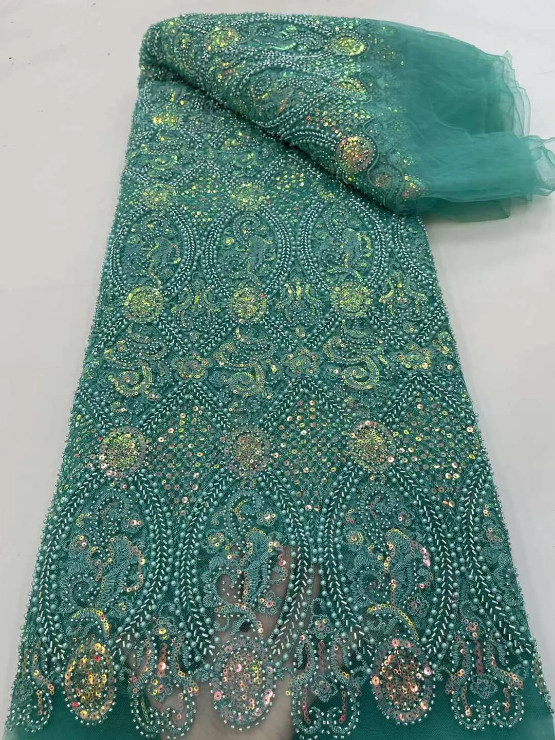 Luxurious African Groom Sequins Lace Fabric High Quality 2023 Heavy Beads Embroidery French Tulle Lace