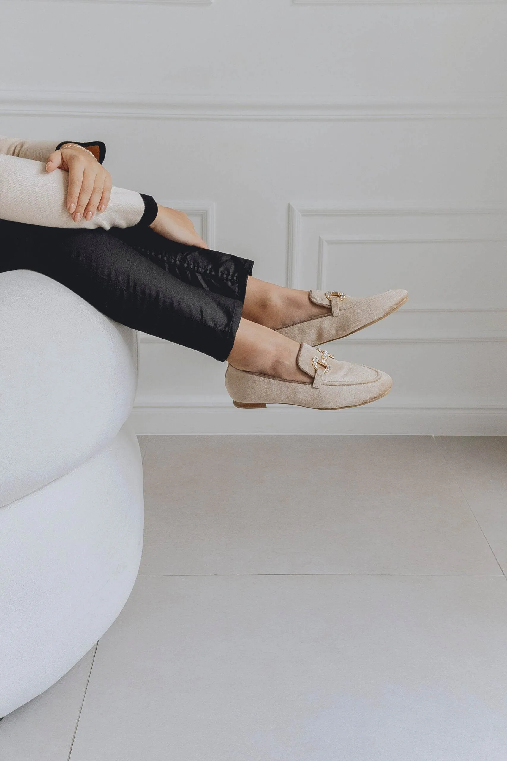 Luxury Velvet Loafers - Champagne