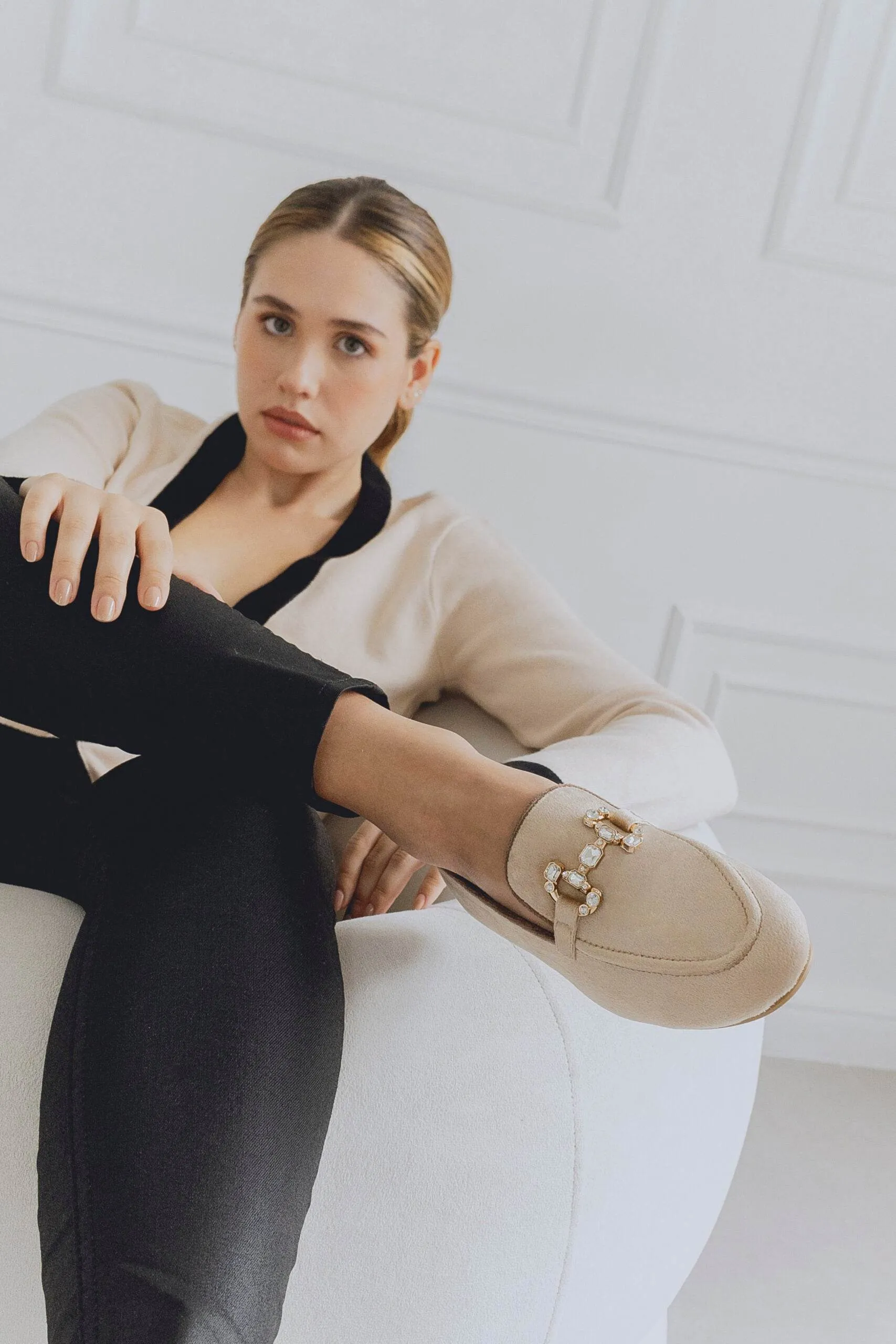Luxury Velvet Loafers - Champagne