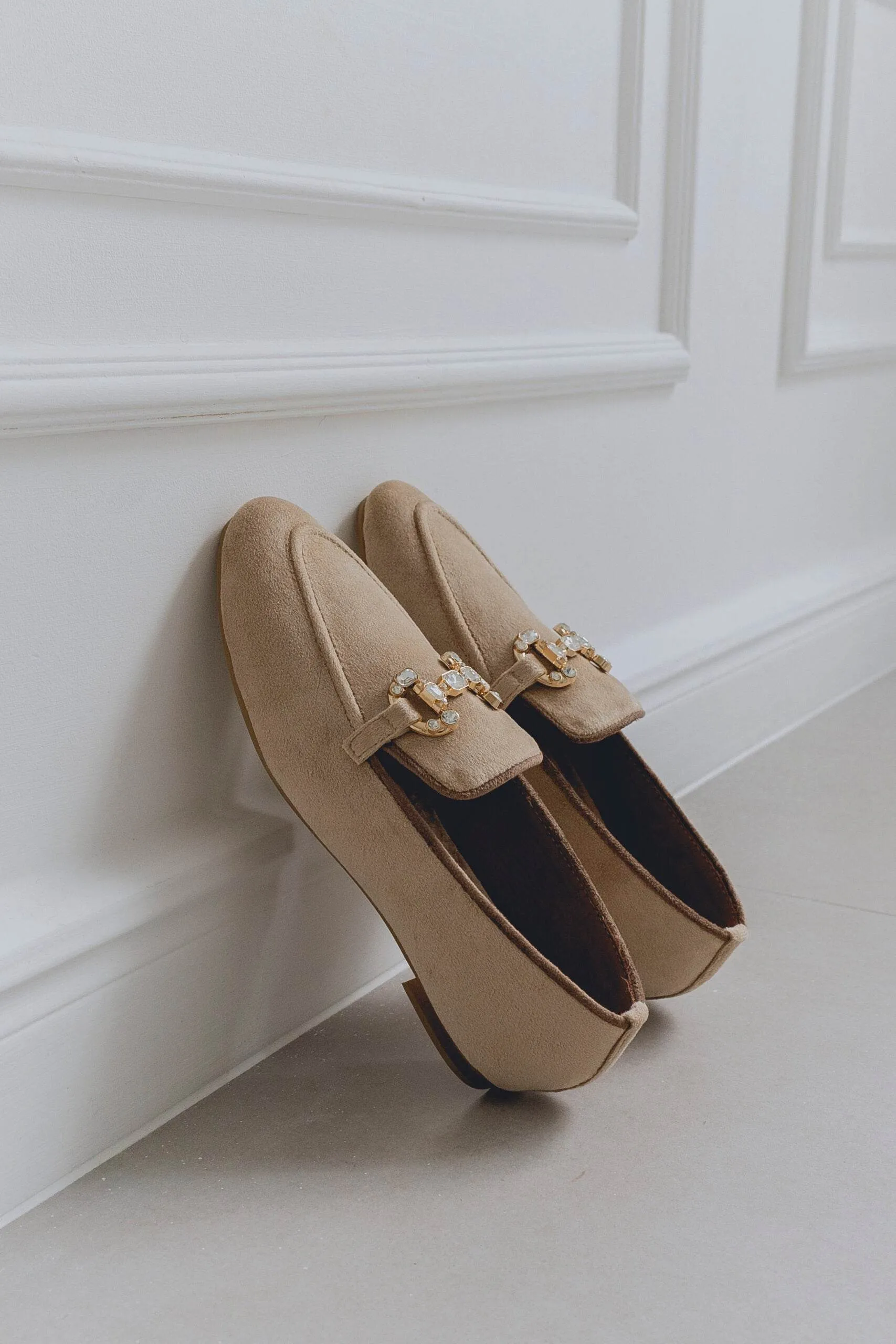 Luxury Velvet Loafers - Champagne