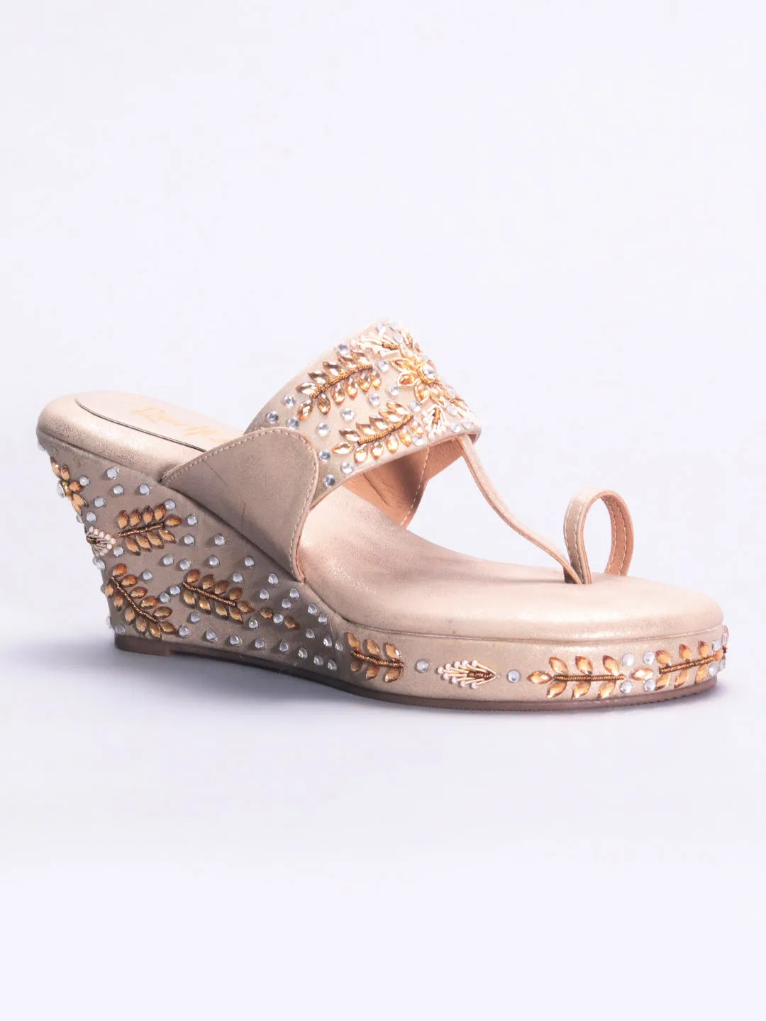 Naaysha Festive Wedges