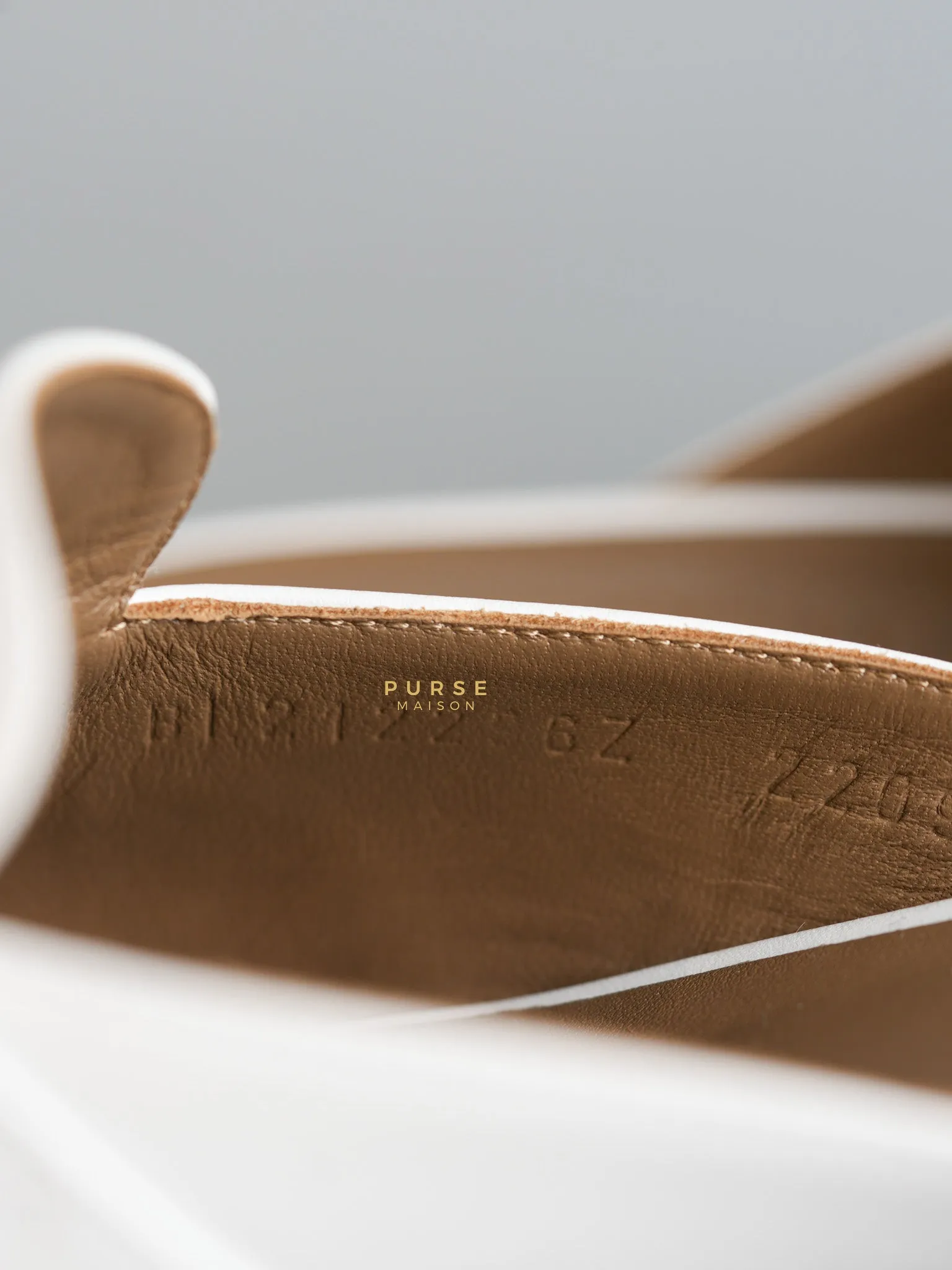 Oz White Leather Mules Palladium Hardware Size 37.5 EU (23.5 cm)
