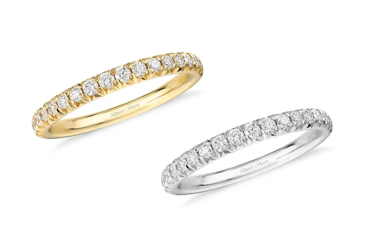 Ring 18kt Gold 19 Round Diamonds 0.22cts Band