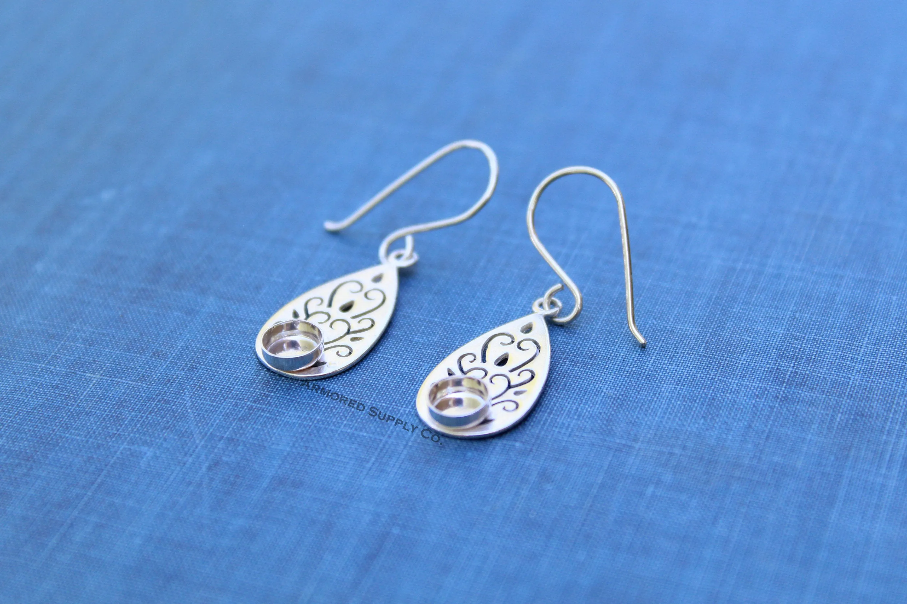 Silver Filigree Bezel Cup French Wire Earring Blanks