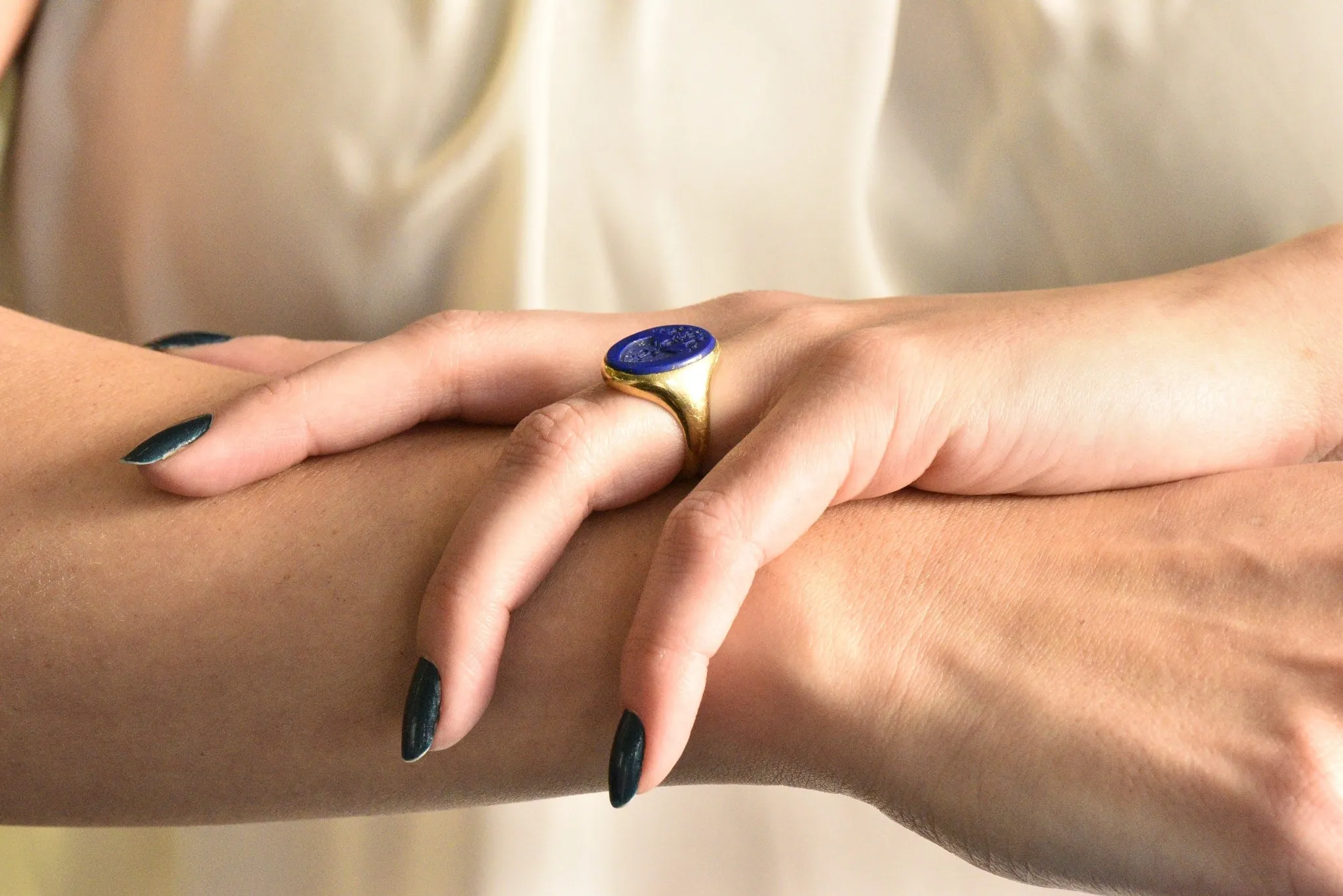 Victorian French Lapis Lazuli Intaglio 18 Karat Gold Signet Ring